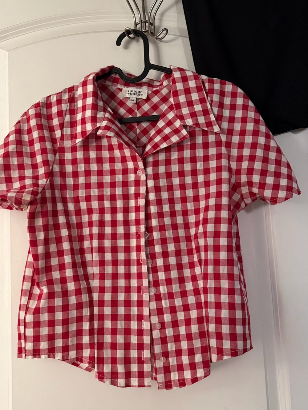 GUC Unique Vintage Red & White Gingham Button-Up Shirt SZ m